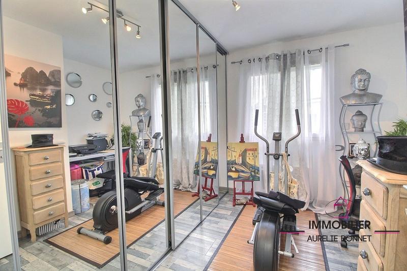 Maison contemporaine - 117 m² - 6 pièces