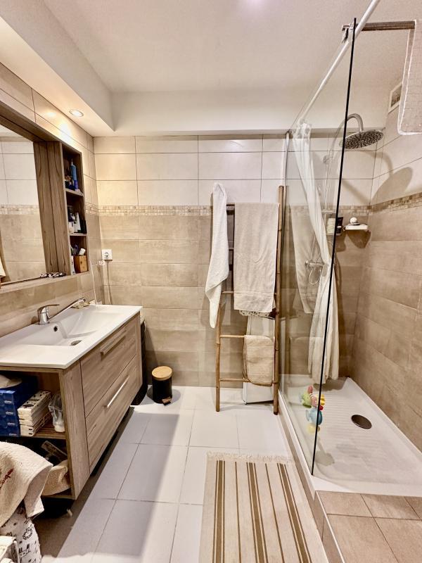 Appartement - 92 m² - 4 pièces