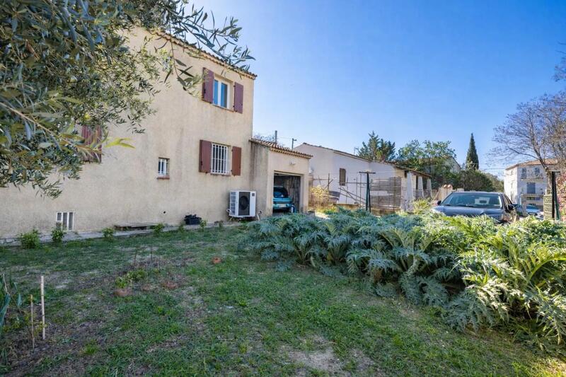 Maison - 110 m² - 6 pièces