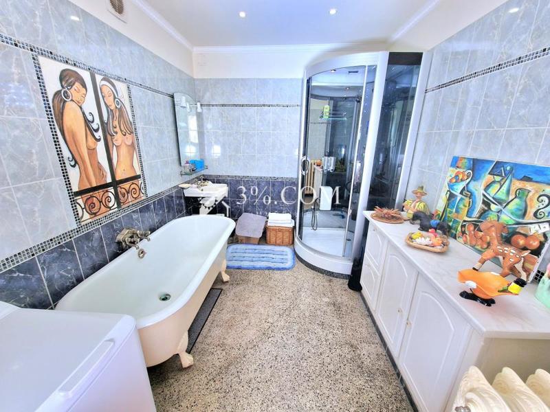 Villa - 160 m² - 6 pièces