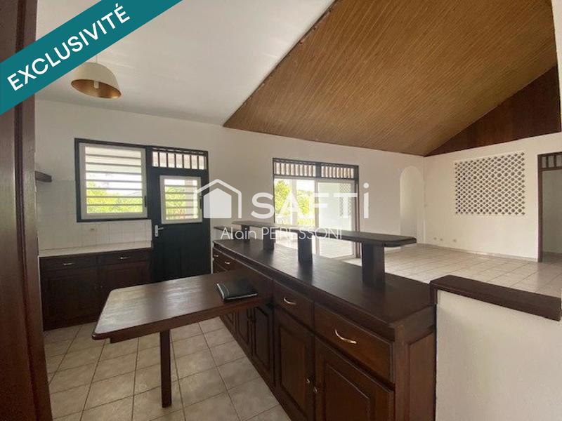 Maison - 211 m² - 9 pièces