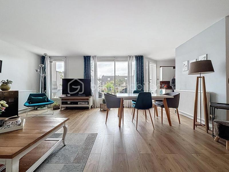 Appartement - 102 m² - 5 pièces