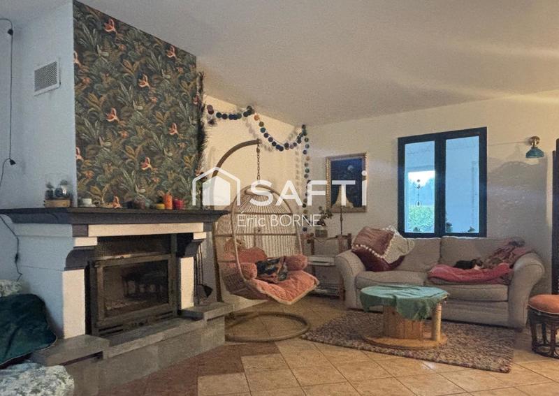 Maison - 137 m² - 6 pièces