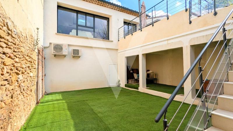 Maison - 150 m² - 5 pièces