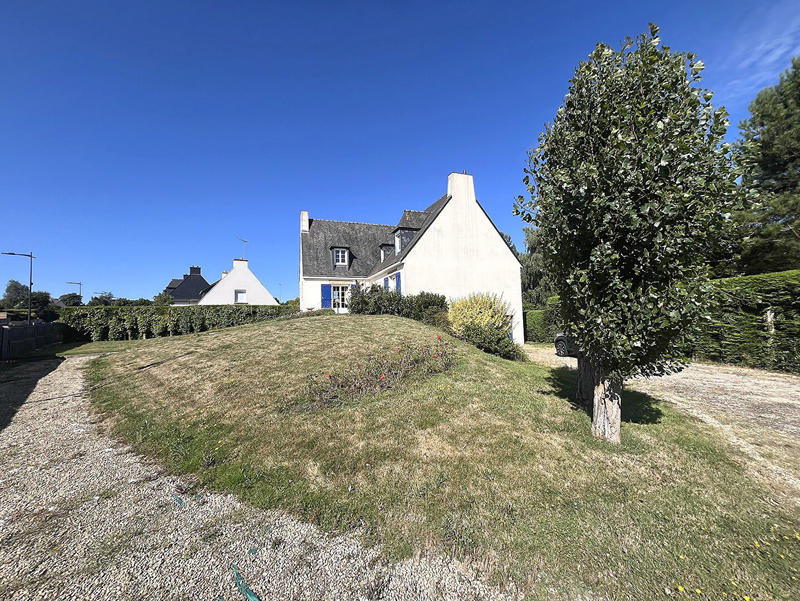 Maison - 152 m² - 7 pièces