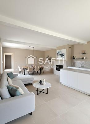 Maison de village - 80 m² - 5 pièces