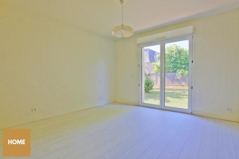 Maison - 230 m² - 7 pièces