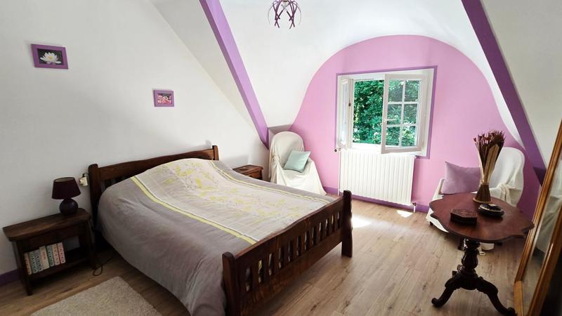 Maison - 168 m² - 9 pièces