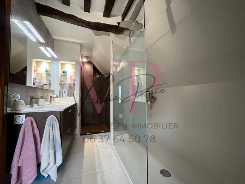 Maison - 145 m² - 6 pièces