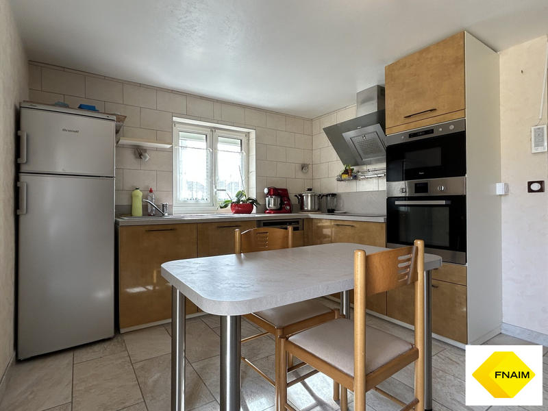 Maison - 122 m² - 5 pièces