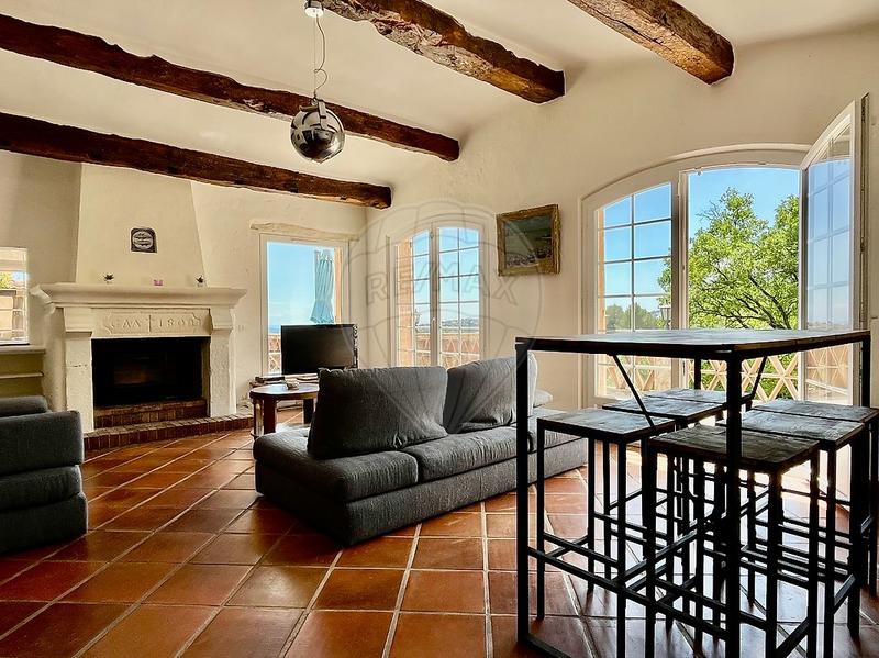 Propriété - 286 m² - 11 pièces