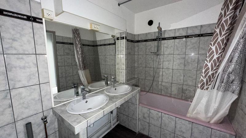 Appartement - 76 m² - 3 pièces