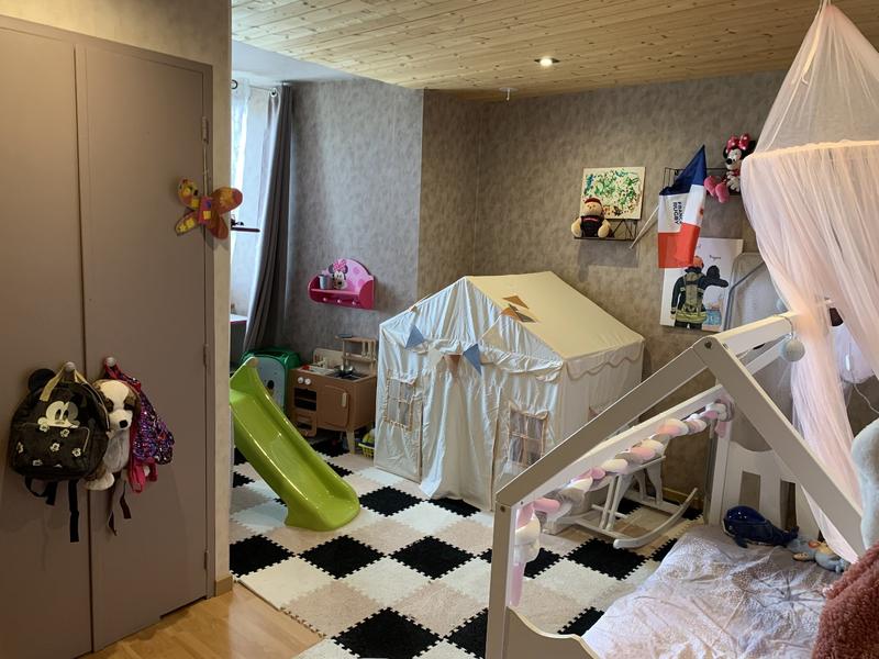 Appartement - 100 m² - 3 pièces