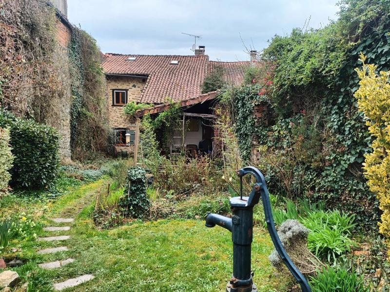 Maison de village - 112 m² - 6 pièces