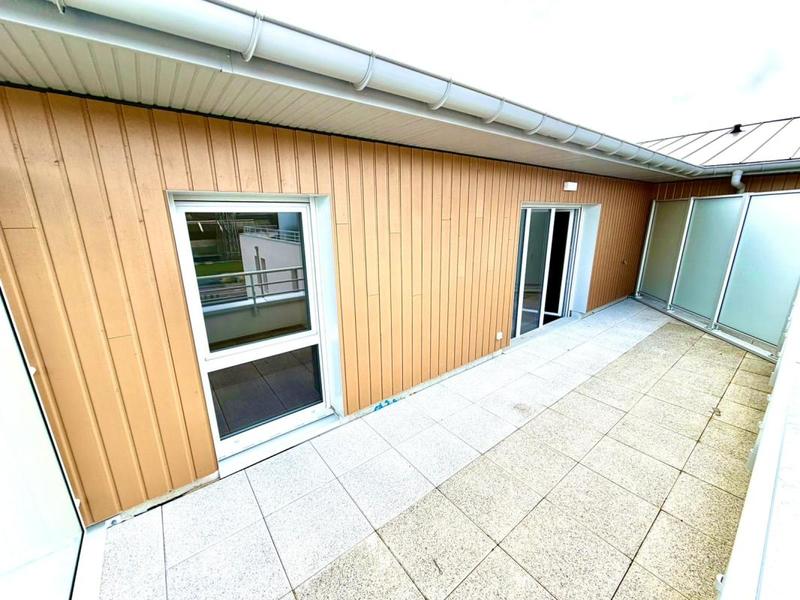 Appartement - 76 m² - 4 pièces