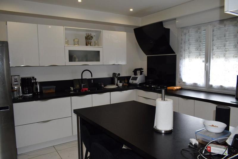 Maison - 160 m² - 11 pièces