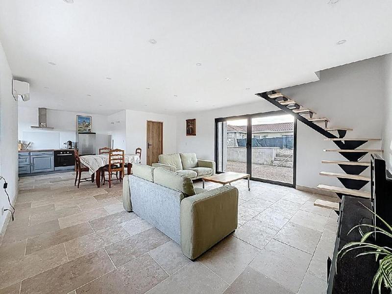 Maison - 86 m² - 4 pièces