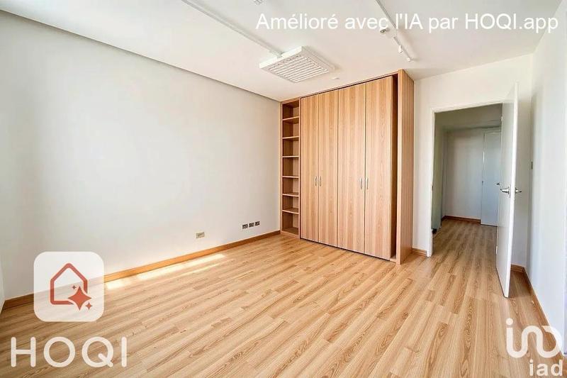 Bureau - 97 m²