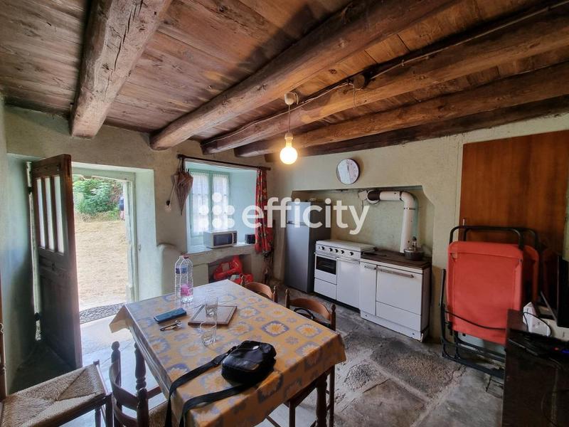 Maison - 90 m² - 3 pièces