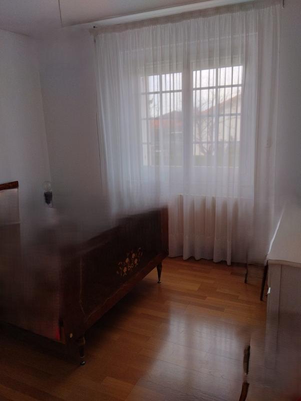 Maison - 142 m² - 8 pièces