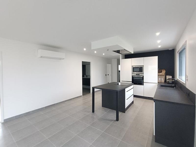 Maison - 107 m² - 4 pièces