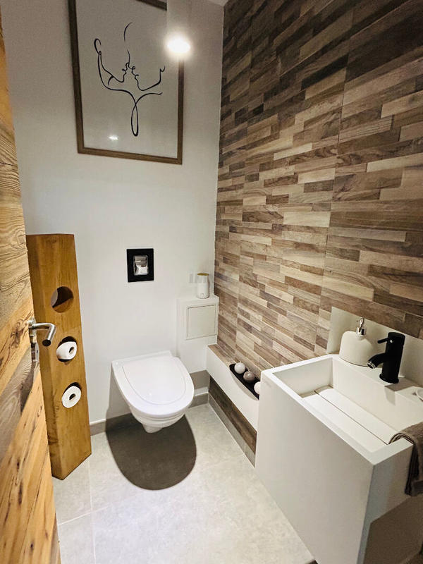 Maison - 140 m² - 5 pièces