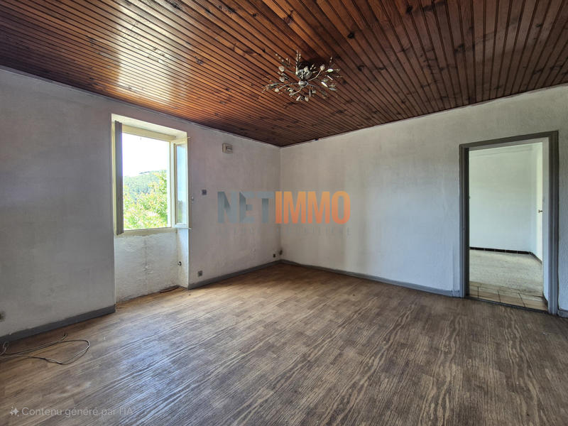 Maison - 180 m² - 10 pièces