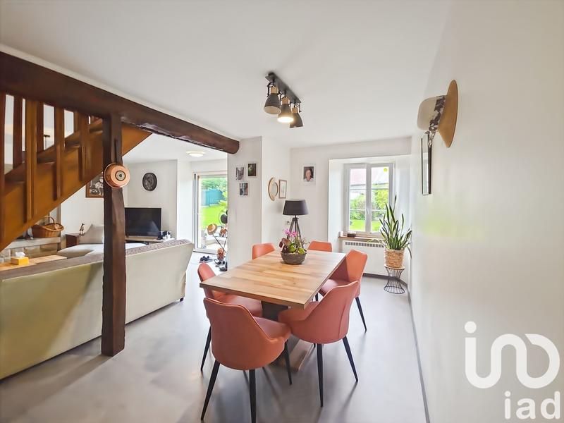 Maison - 98 m² - 4 pièces