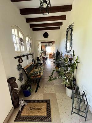 Propriété - 258 m² - 9 pièces