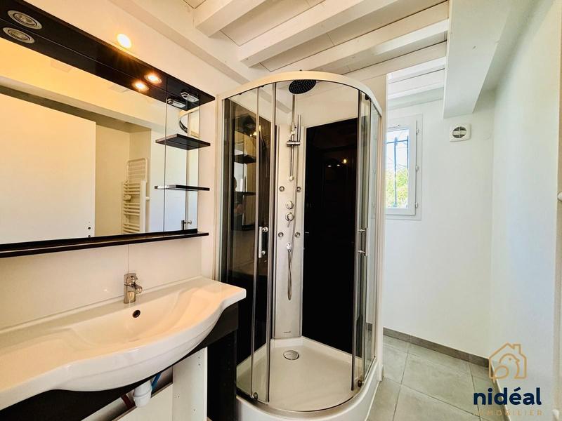 Villa - 90 m² - 4 pièces