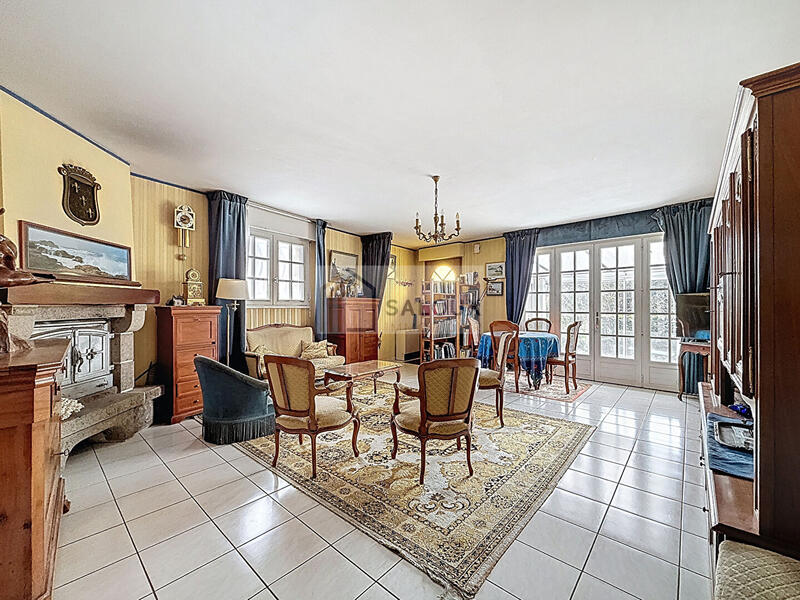 Maison - 157 m² - 5 pièces