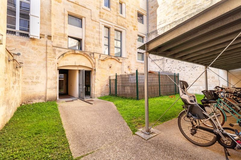 Appartement - 87 m² - 3 pièces