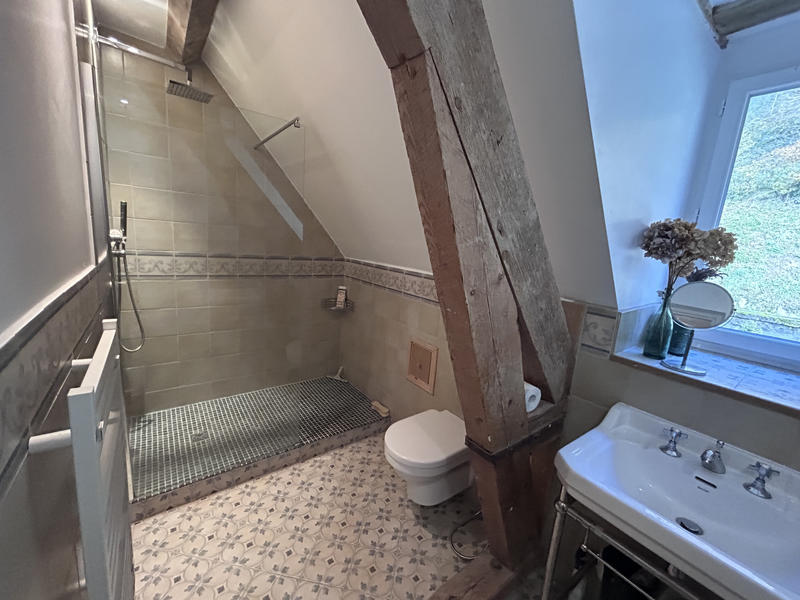 Maison - 290 m² - 12 pièces