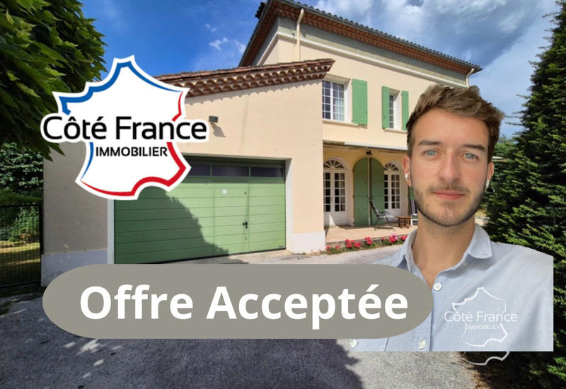 Maison de maîtres - 208 m² - 7 pièces