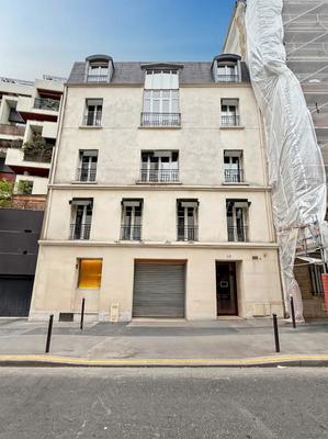 Local commercial - 889 m²