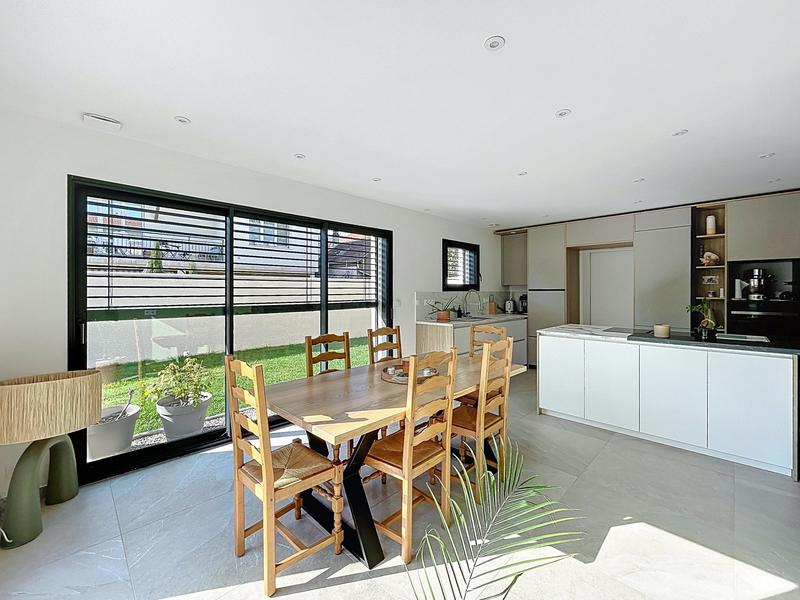 Maison - 120 m² - 4 pièces