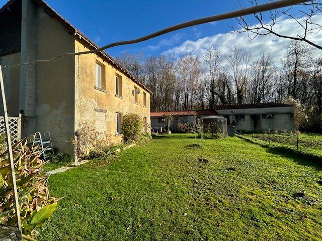 Maison - 140 m² - 4 pièces