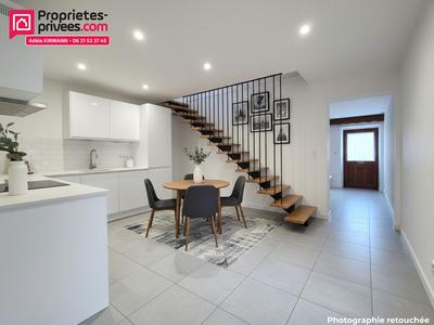 Maison - 138 m² - 3 pièces