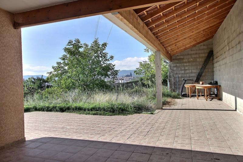 Villa - 120 m² - 4 pièces