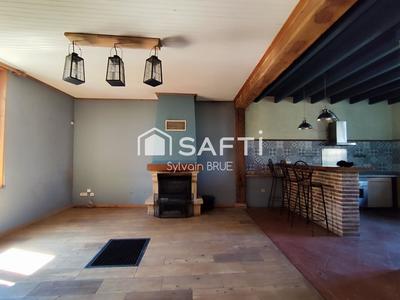 Maison de village - 90 m² - 3 pièces