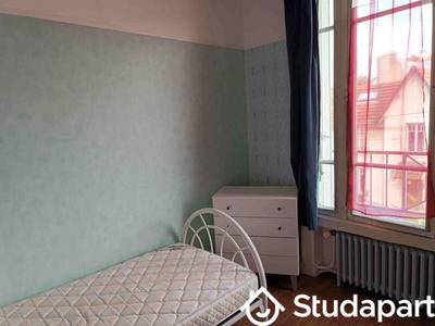 Chambre - 14 m² - 1 pièce