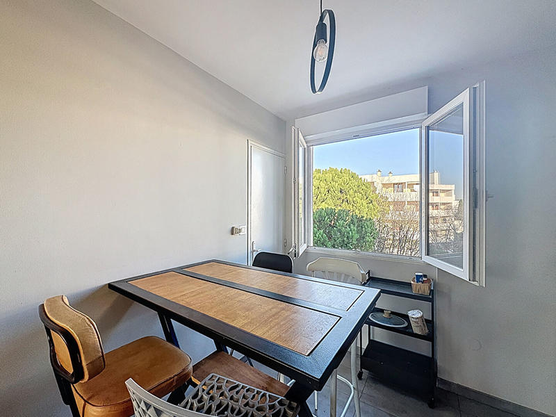 Appartement - 65 m² - 4 pièces