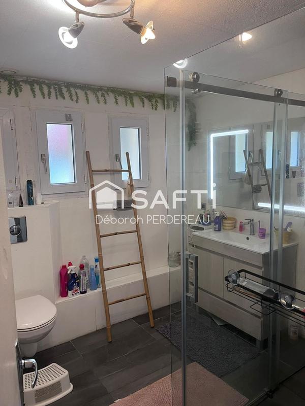 Propriété - 153 m² - 10 pièces