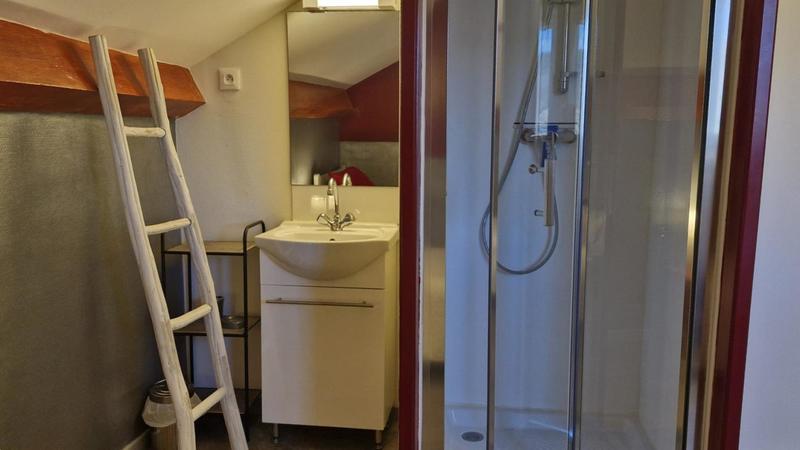 Maison - 300 m² - 11 pièces