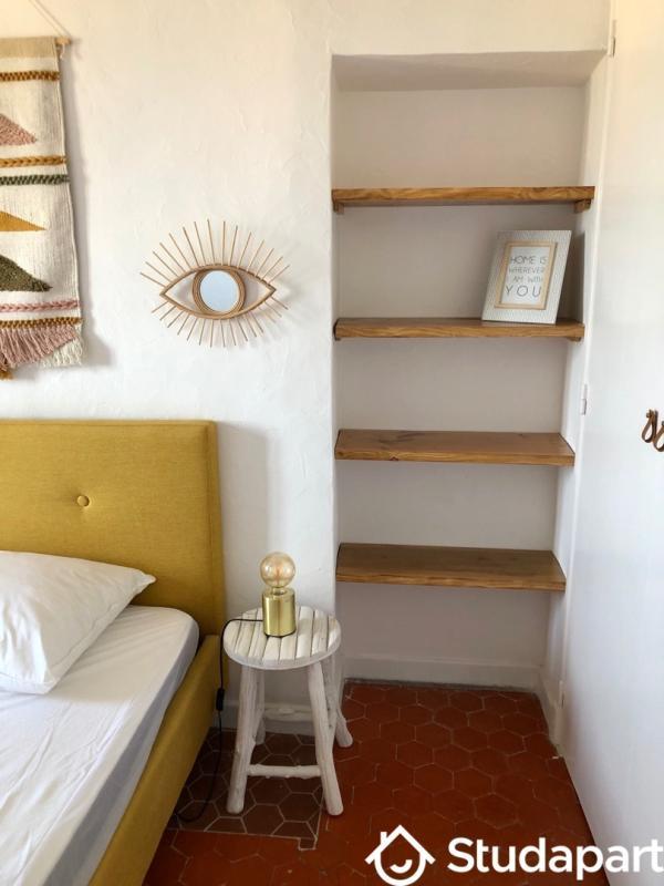 Chambre - 11 m² - 1 pièce