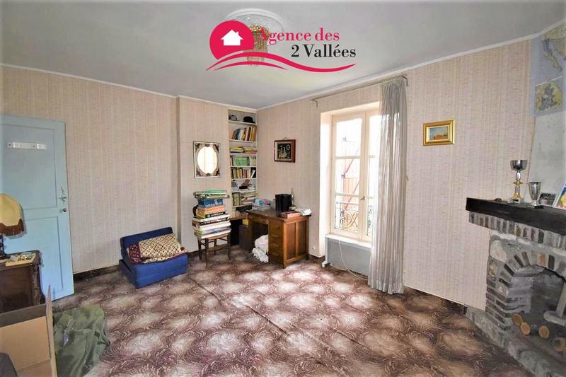 Maison - 212 m² - 8 pièces