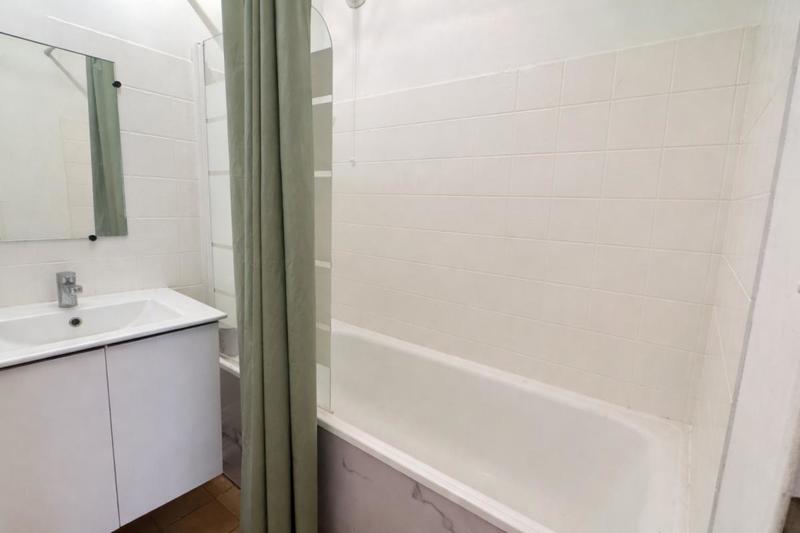 Appartement ancien - 66 m² - 3 pièces