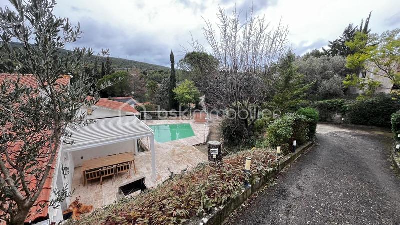 Maison - 102 m² - 3 pièces