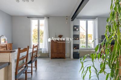 Maison - 70 m² - 3 pièces