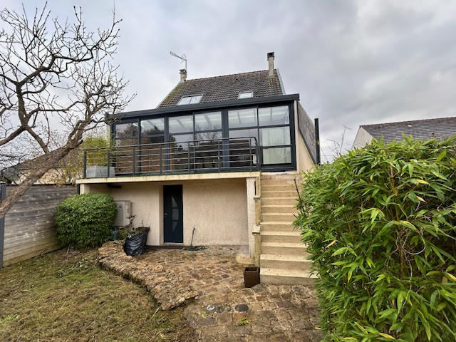 Maison - 115 m² - 6 pièces